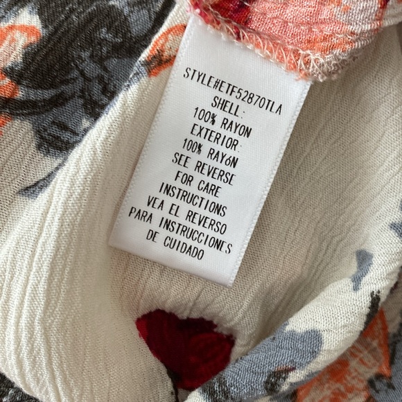 ALTAR’D STATE floral blouse - Picture 3 of 6